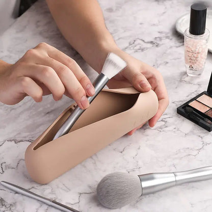 Makeup Sponge Holder - Beaucor